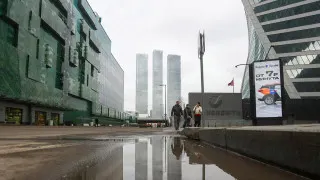 Крупный бизнес в России приостанавливает набор персонала на фоне ослабления спроса, усиливая практику неполной рабочей недели и точечного подбора кадров вместо массового найма.