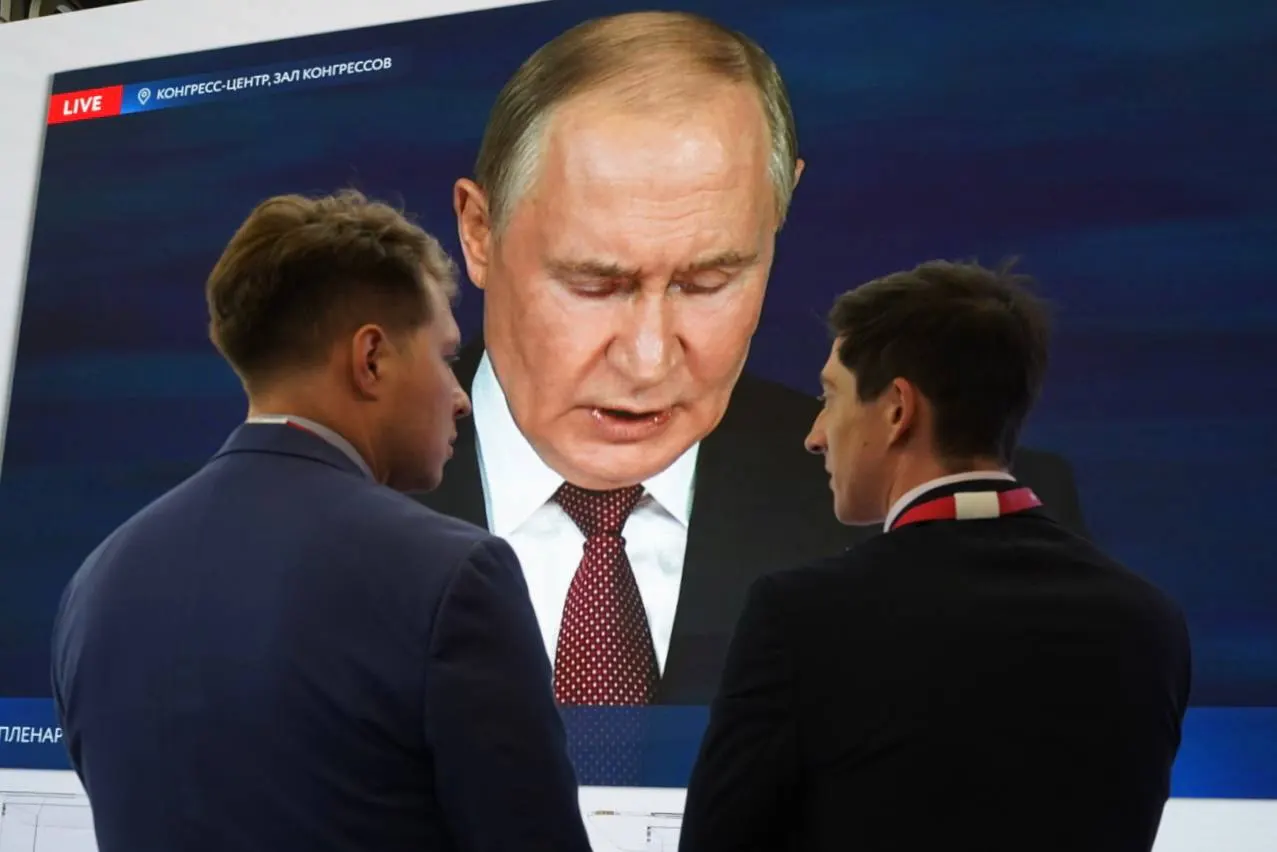 В числе иностранных участников Петербургского международного экономического форума — несколько политиков и общественных деятелей, ранее замеченных в конспирологических утверждениях, антимиграционной риторике и просоветских высказываниях.