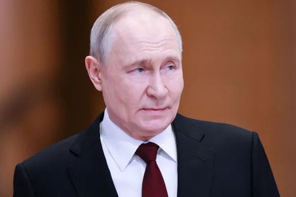 МИД РФ сообщил об отзыве посла Сергея Копыркина на консультации на фоне шагов армянского руководства по сближению с Евросоюзом; отзыв рассматривается как дипломатический жест протеста.