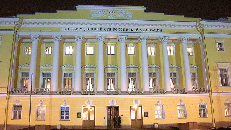 Председатель Конституционного суда заявил, что антикоррупционные иски прокуратуры не должны ограничиваться обычными сроками давности. Такой механизм стал одним из инструментов изъятия частных активов на триллионы рублей.