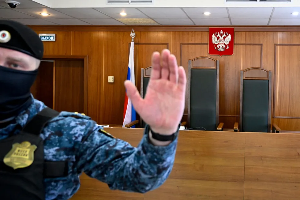 Судебный департамент при Верховном суде перестал публиковать архивные и текущие данные о судимости. Это лишает исследователей и общественности ключевого инструмента для оценки репрессий, тенденций правоприменения и косвенных последствий войны.