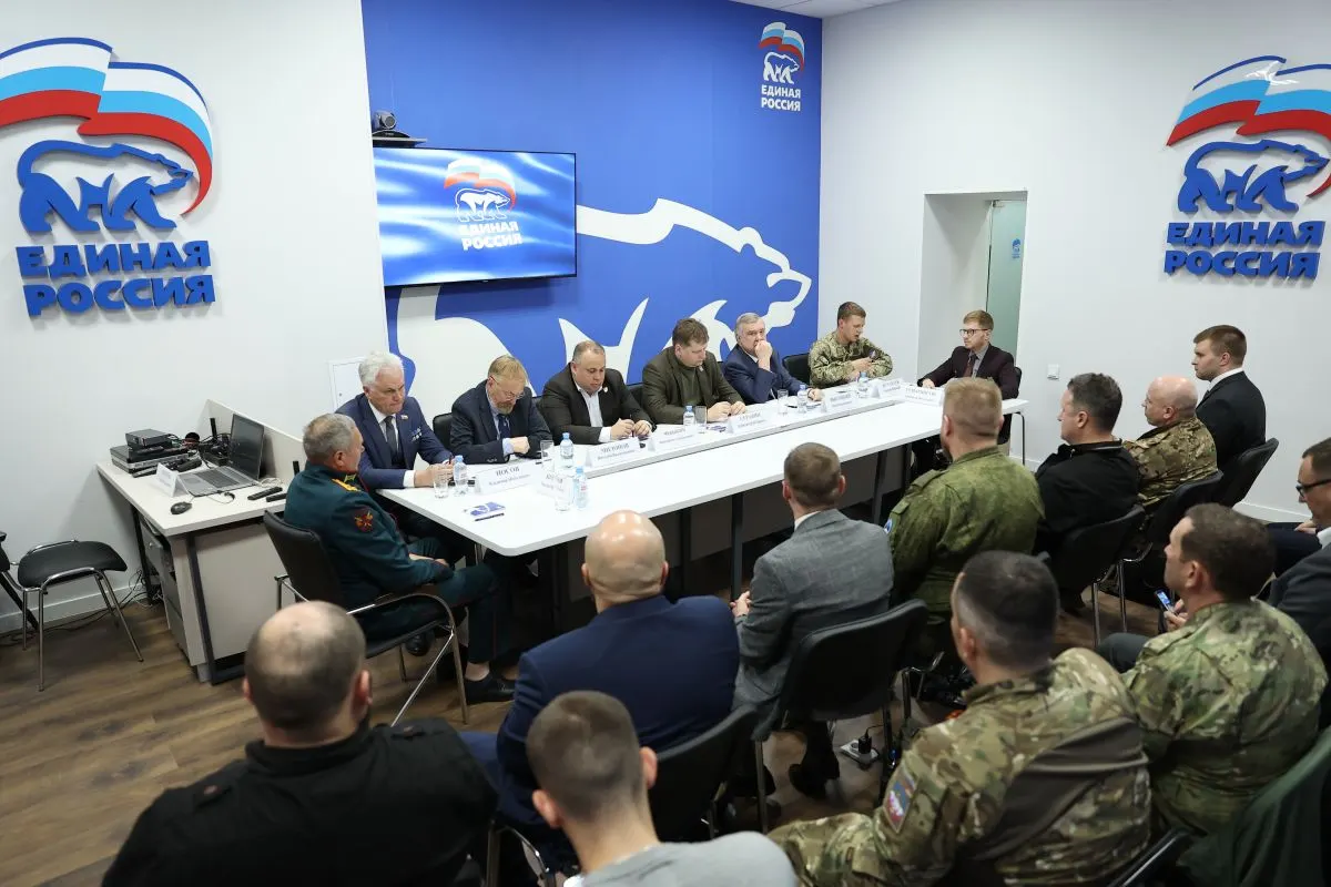 68 из 461 кандидата, зарегистрировавшихся в предварительном голосовании в Санкт-Петербурге, заявили об участии в боевых действиях в Украине. Заочное голосование пройдёт с 25 по 31 мая, выборы состоятся 20 сентября.