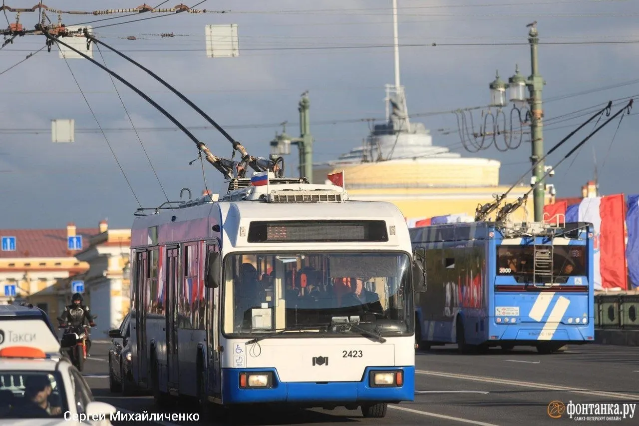 На первом этапе ремонта закроют участок от площади Восстания до Исполкомской улицы. Корректировки затронут 13 маршрутов городского транспорта, троллейбус №5 временно не выйдет на линию.