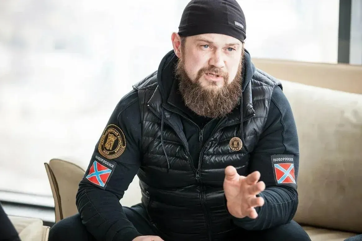 Райсуд рассматривает дело против Алексея Марущенко («Доктор») и его группы: им инкриминируют похищения, пытки, убийства, хищения оружия и мошенничество с выплатами. По делу около сотни потерпевших.