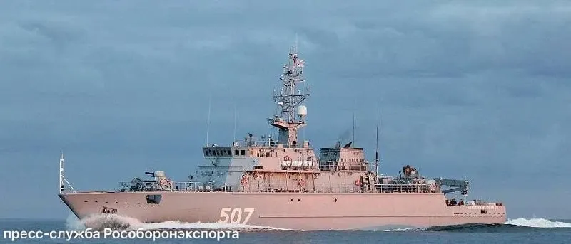 Международный военно‑морской салон проходит в Кронштадте с 10 по 14 июня. В программе — деловая повестка, показ кораблей и демонстрация морских беспилотных систем и безэкипажных катеров с элементами искусственного интеллекта.