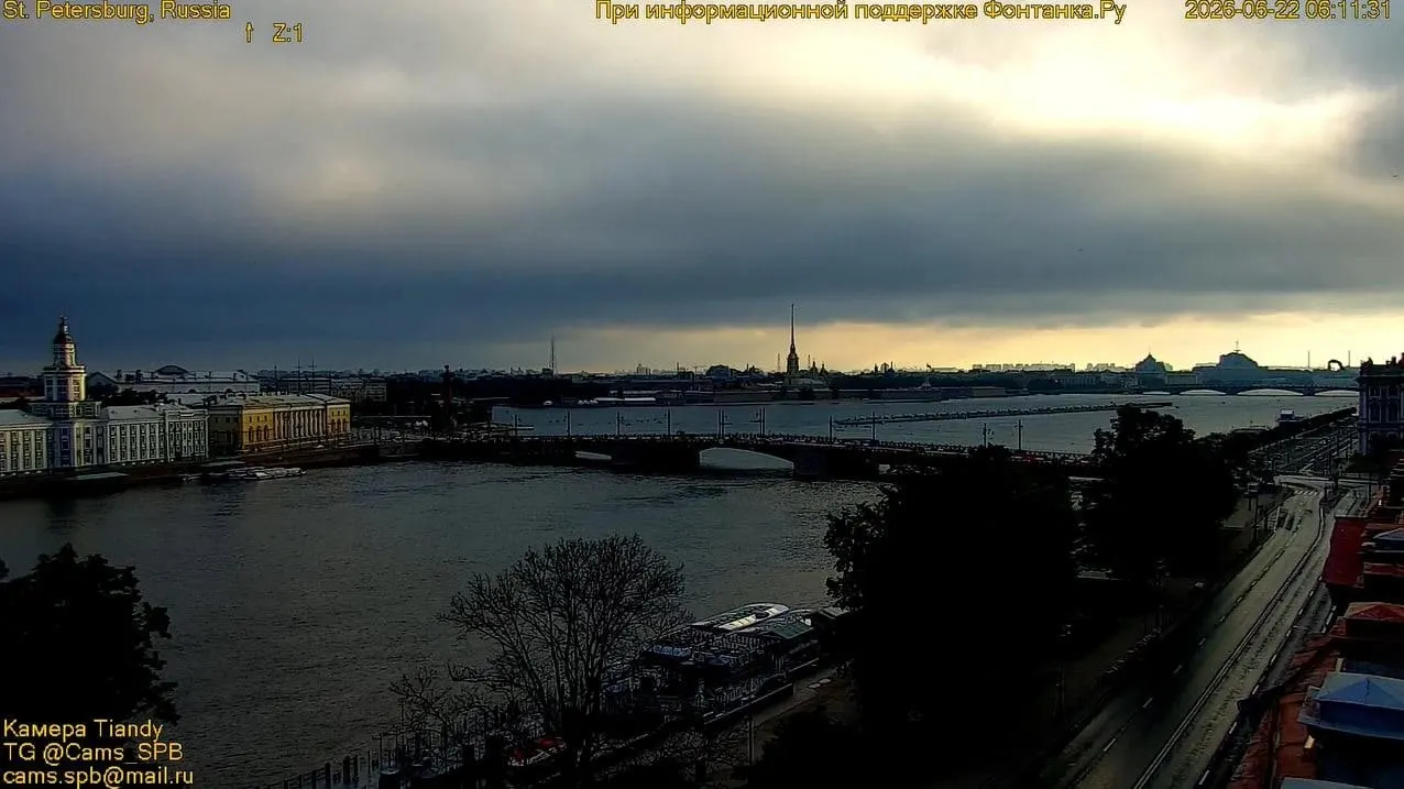 Сегодня в городе переменная облачность, без существенных осадков, +23…+25 °C; во вторник ожидается похолодание.