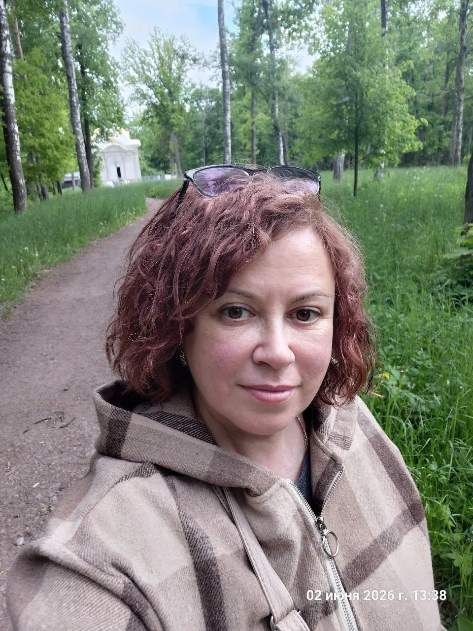 По словам Андреевой, спустя почти полгода после резонансных градозащитных событий к ней пришёл административный протокол по статье 20.3.1 КоАП — следователи изучают её старые публикации о сносе ВНИИБ.