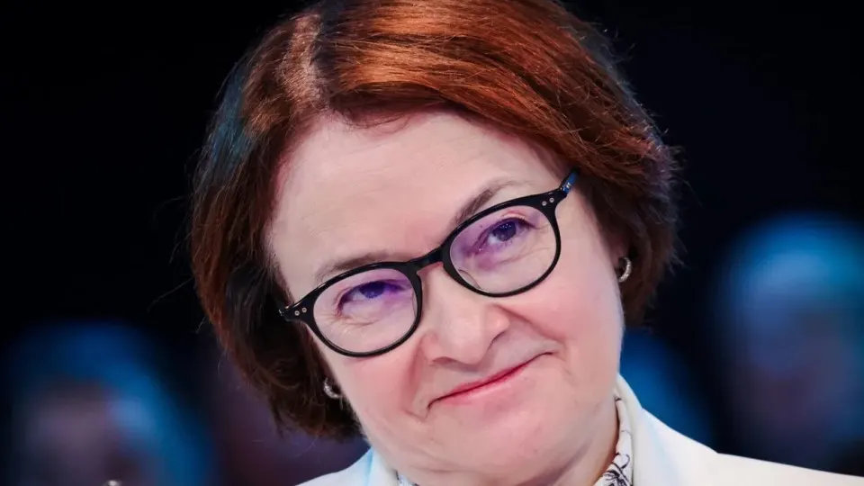 Глава ЦБ долгое время не появлялась на публичных мероприятиях — теперь объявлено, что она выступит на пресс‑конференции после заседания по ключевой ставке 19 июня. Между тем в политике и бюджете произошли изменения, которые могут изменить курс денежно‑кредитной политики и усилить давление на бизнес и граждан.