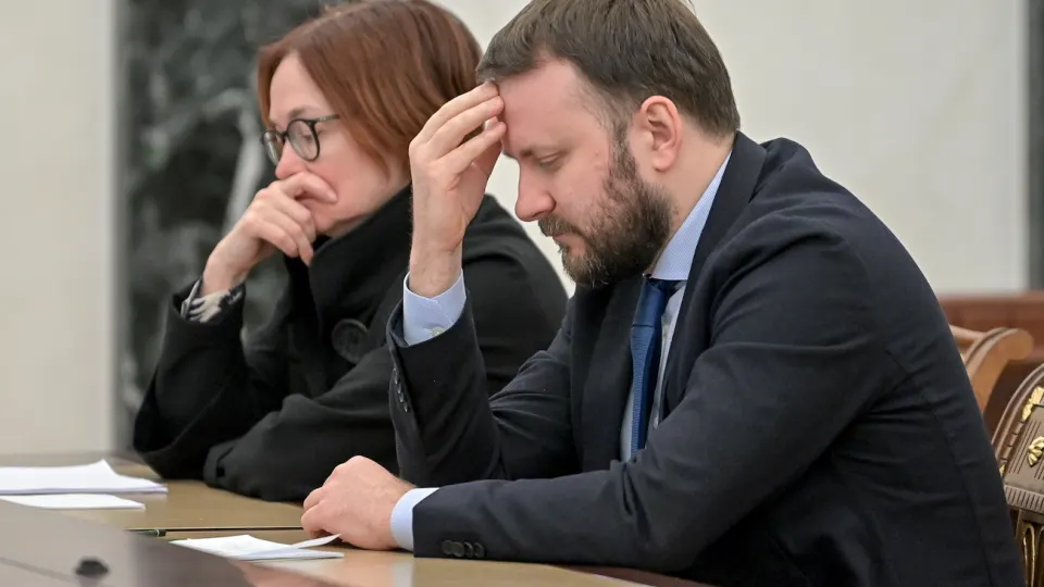 Власти рассматривают кандидатов на пост руководителя Центробанка и варианты перераспределения его полномочий на фоне слухов о будущем Эльвиры Набиуллиной и разговоров о сокращении роли регулятора.
