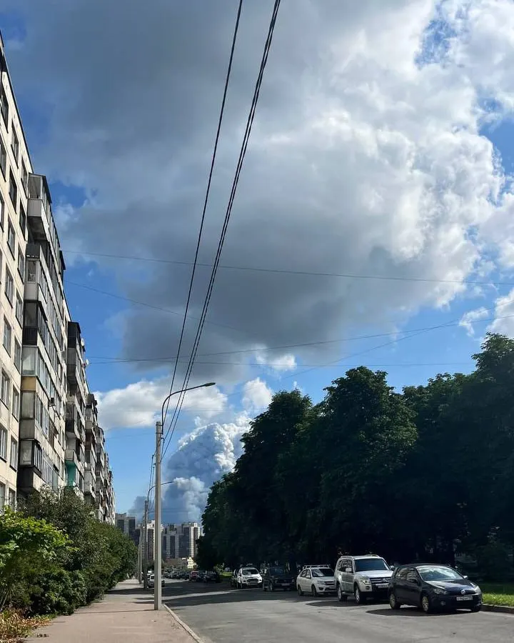 Жители Купчино и Металлостроя жалуются на задымление: сервисы фиксируют плохое качество воздуха и превышение PM2.5 и NO2. Советы, как защитить себя.