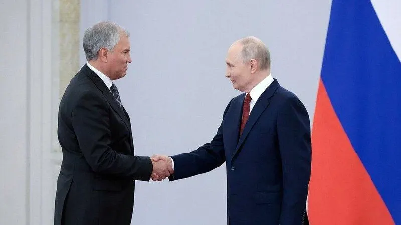 Спикер Госдумы поблагодарил президента после вручения ордена и отметил достижения в развитии партийной системы и совместной работе фракций.
