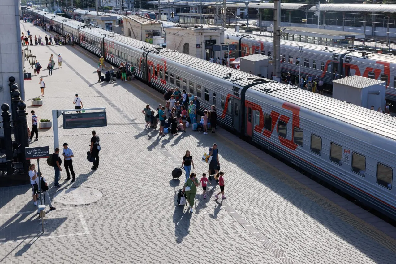 Жители Волгограда сообщают, что система продажи билетов перестаёт выдавать проездные после 29 сентября 2026 года — далее пользователям предлагается записаться в лист ожидания.