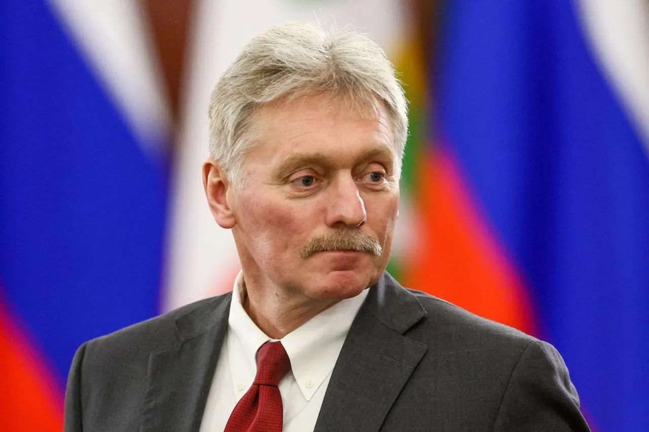 Пресс‑секретарь президента Дмитрий Песков заявил, что боевые действия в Украине перестали быть «специальной военной операцией» и стали полноценной войной, обвинив западные страны в поддержке Киева.