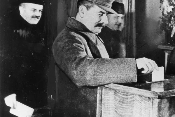 Министр науки Валерий Фальков заявил, что русская речь, философия, история и курс «Основы российской государственности» будут изучаться всеми студентами независимо от направления подготовки; сроки внедрения не уточнены.