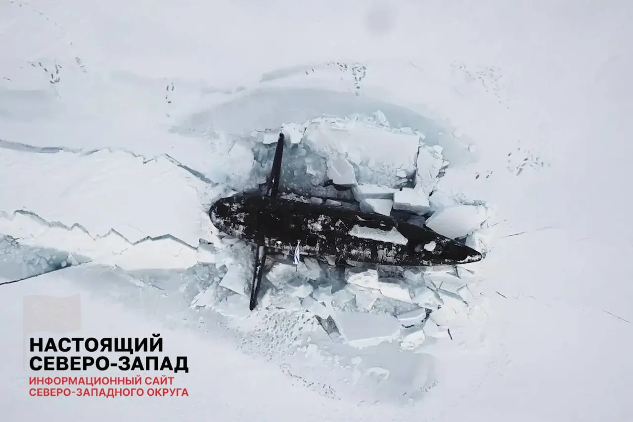 Правительство исключило из Федерального плана статистических работ показатель о доле современной военной техники в Арктической зоне. Тем временем в регионе продолжается расширение военной инфраструктуры и производство беспилотников.