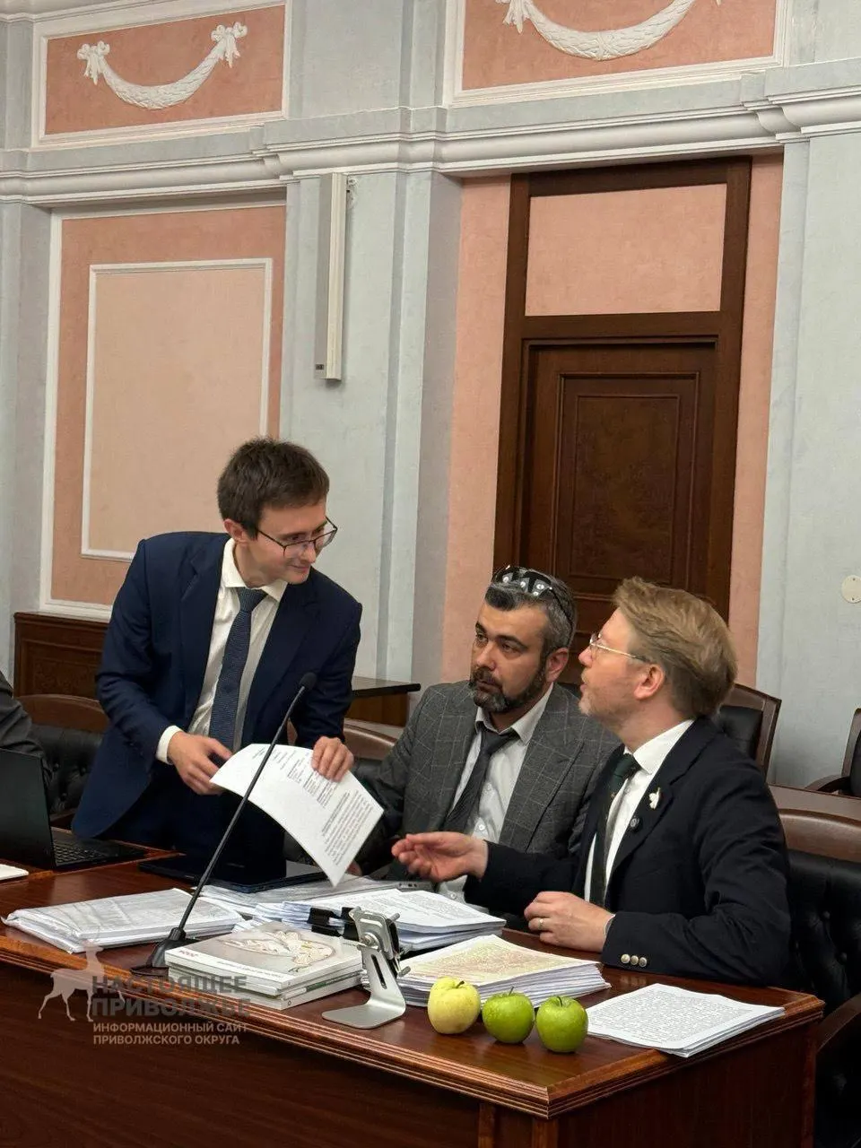 Верховный суд объяснил основания снятия политической силы с регистрации: нарушения авторских прав, использование материалов без согласия и вопросы иностранного финансирования кампании. Обвинения в экстремизме суд не рассматривал.