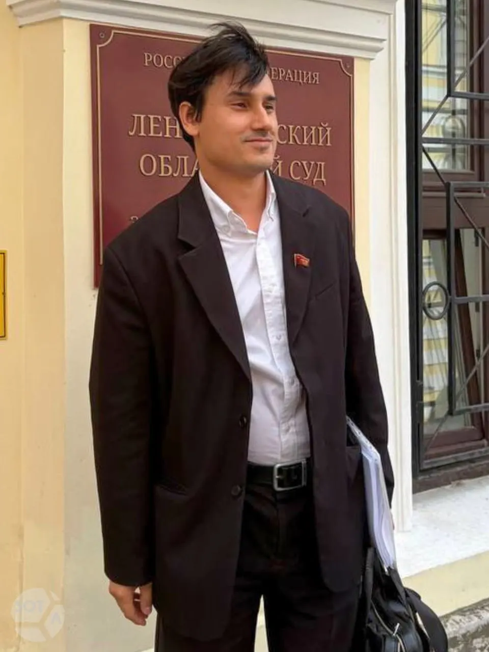 Ленинградский областной суд оставил в силе отказ в регистрации кандидата от КПРФ на выборах из‑за публикаций в соцсетях, признанных экстремистскими.