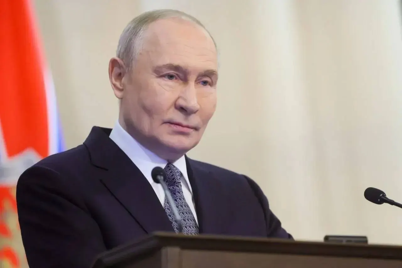 Президент поздравил личный состав и ветеранов Воздушно-десантных войск, отметил их мужество в ходе специальной военной операции и выразил уверенность в их дальнейшем вкладе в обороноспособность страны.