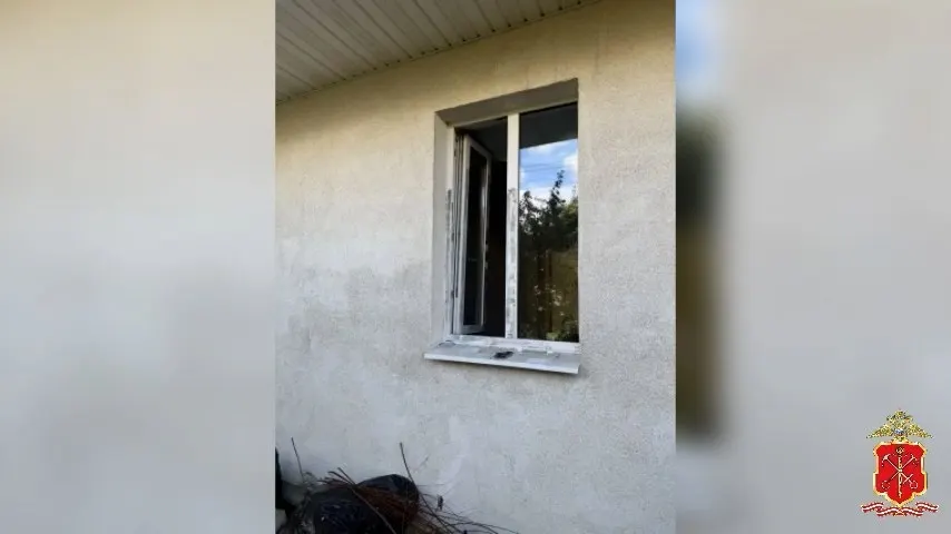 32-летнего подозреваемого задержали; награбленное изъято.