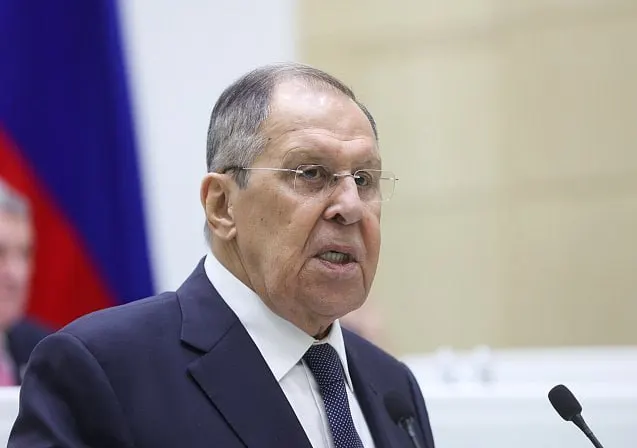 Министр иностранных дел связал закрытие немецких дипмиссий с инцидентом и назвал происходящее началом эскалации.
