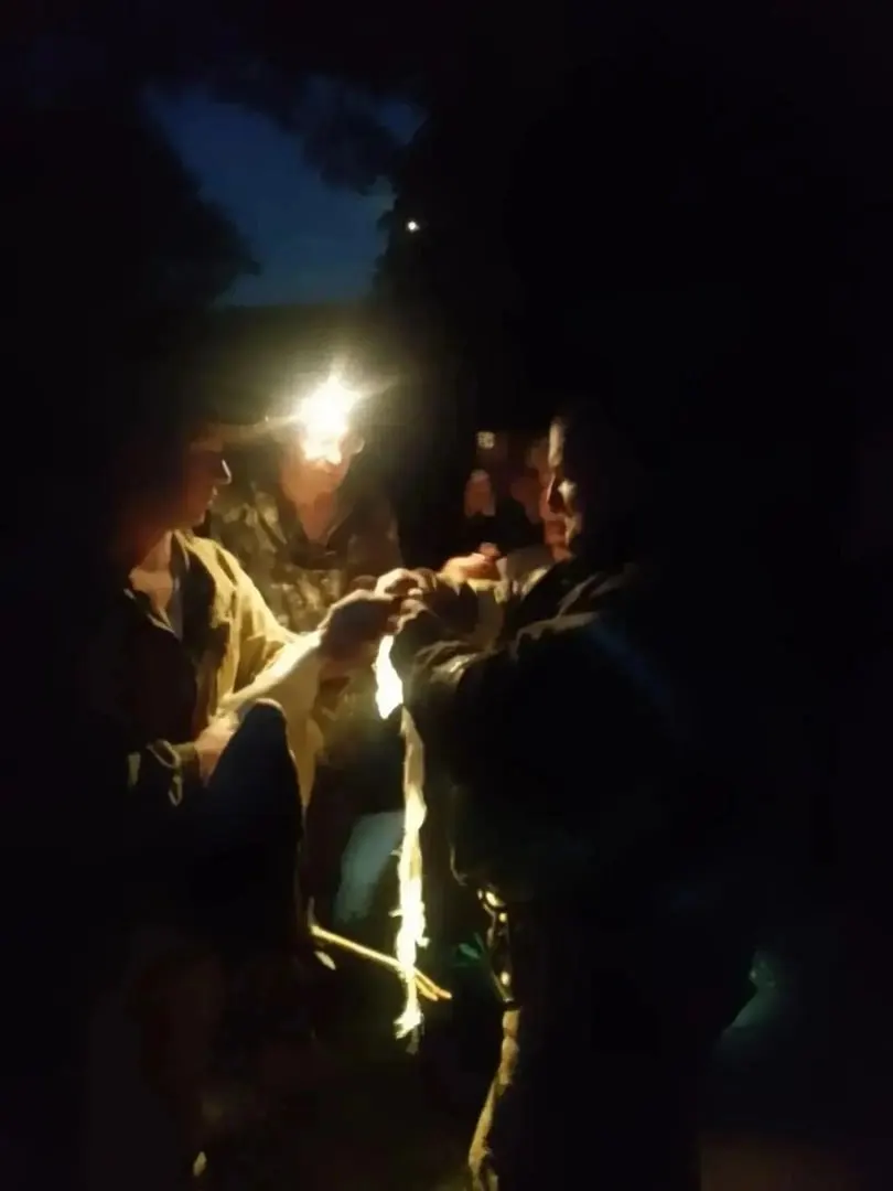 В Ленинградской области раненого аиста спасли, после чего птицу направили в центр помощи «Сирин» для дальнейшего лечения.