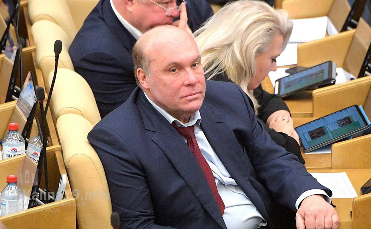 Депутат Госдумы сообщил, что масштабной мобилизации в ближайшее время не планируется; пополнение контрактников продолжается.