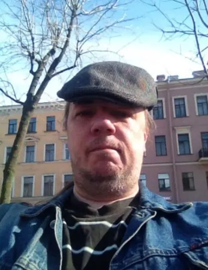 Арестованный автор оппозиционного Telegram-канала оштрафован на 30 тысяч рублей за дискредитацию вооружённых сил; впоследствии суд поместил его в СИЗО на два месяца по делу об оправдании терроризма, связанного с публикациями 2022–2023 годов.
