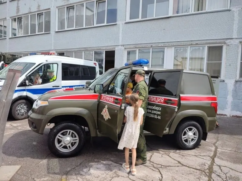 Минобороны планирует расширить полномочия военной полиции: допрашивать граждан, проверять документы и работать в гражданской одежде по приказу командования.