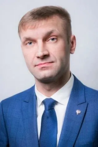 По решению суда в казну перешли квартиры, участки, дома, автомобили и денежные средства, арестованные в рамках дела о взятке в 12 млн рублей.