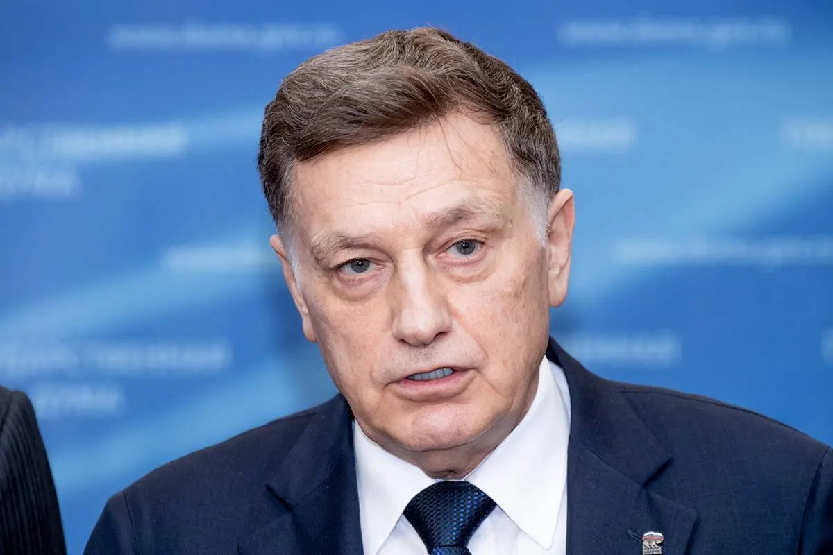 После избрания депутата от Чувашии Вячеслава Макарова в Госдуму зафиксированы 14 перелётов на бизнес‑джетах суммарной стоимостью около $524 тысяч; в их числе были направления в Израиль, Японию, Афон и другие страны.