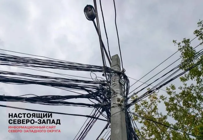 ФАС предлагает включать расходы на защиту сетей и устранение последствий атак дронов в тарифы, что может привести к росту счетов для бытовых потребителей и бизнеса.